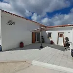 Refugio No Oeste Com Vistas Perto Obidos E Praias Feriehus