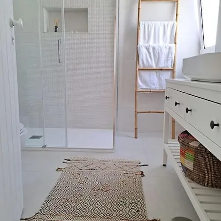 Refugio No Oeste Com Vistas Perto Obidos E Praias בית נופש